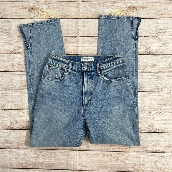 Abercrombie & Fitch The 90s Straight High Rise Jeans Size 26 Light Wash Vintage - Picture 1 of 8